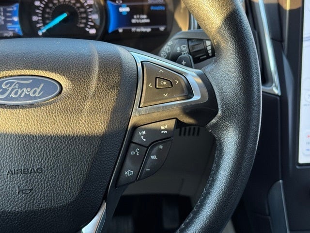 2021 Ford Edge Titanium w/ Panoramic Moonroof + Trailer Tow Package