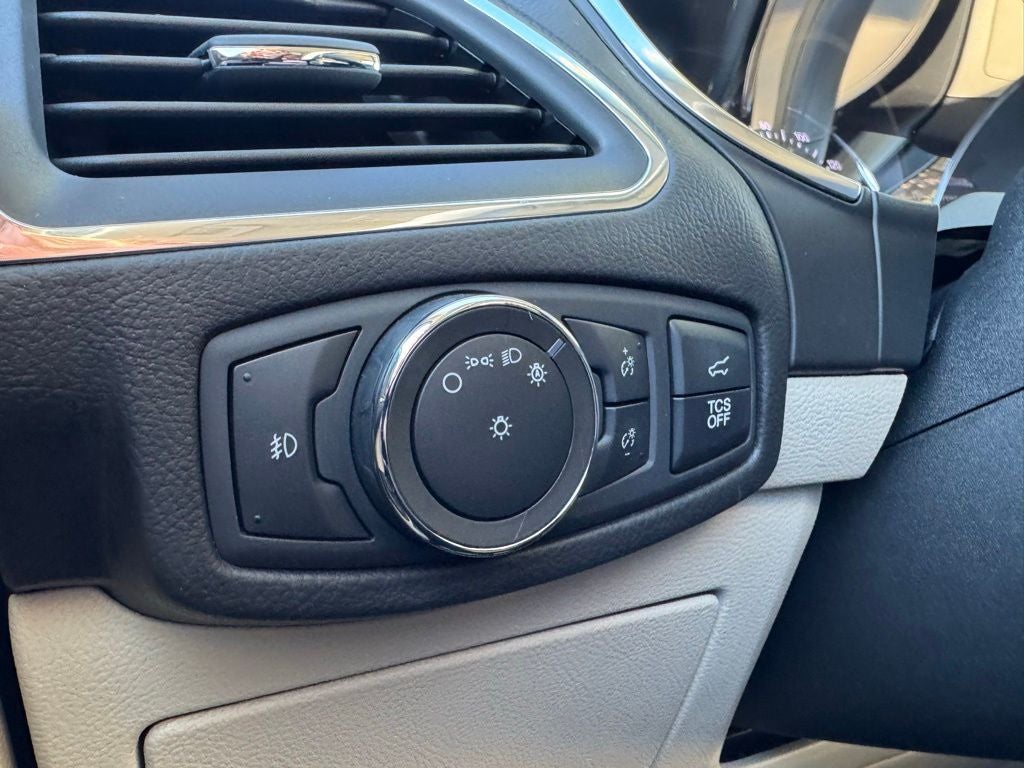 2020 Ford Edge Titanium