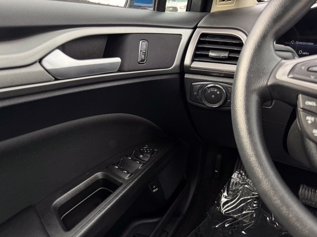 2020 Ford Fusion Hybrid SE