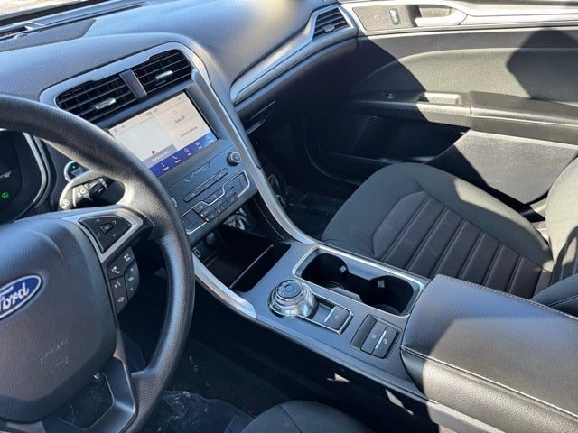 2020 Ford Fusion Hybrid SE w/ Navigation + Remote Start via Ford App