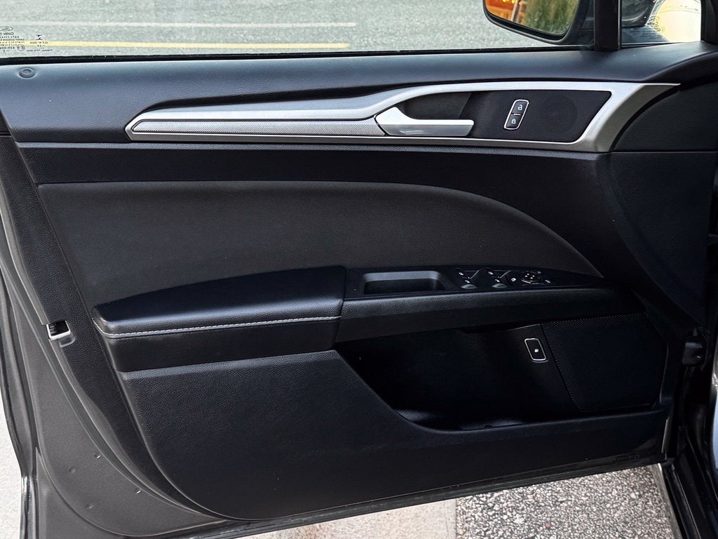 2019 Ford Fusion Hybrid SE