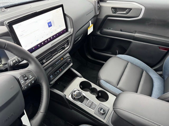 2025 Ford Bronco Sport Outer Banks w/Power Moonroof + B&O Radio