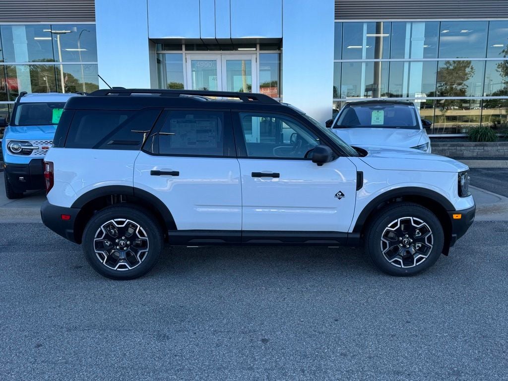 2026 Ford Bronco Sport Outer Banks w/Power Moonroof + B&O Sound System