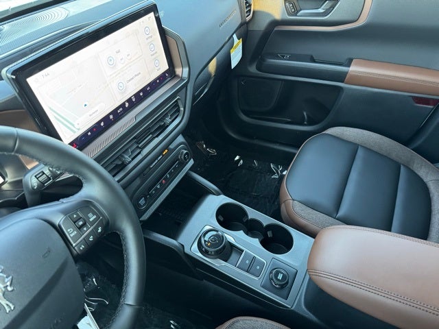 2025 Ford Bronco Sport Outer Banks w/Heated Steering Wheel + B&O Sound System