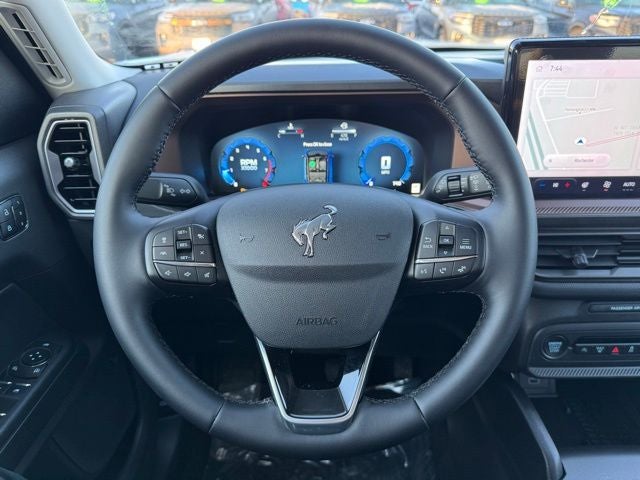 2025 Ford Bronco Sport Outer Banks w/Heated Steering Wheel + B&O Sound System