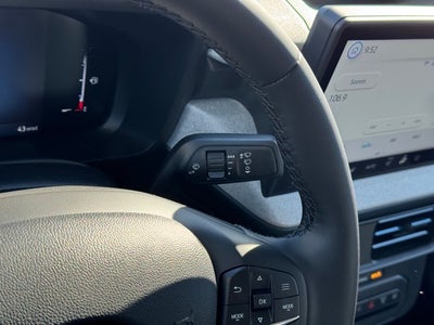 2025 Ford Maverick XLT w/Heated Front Seats