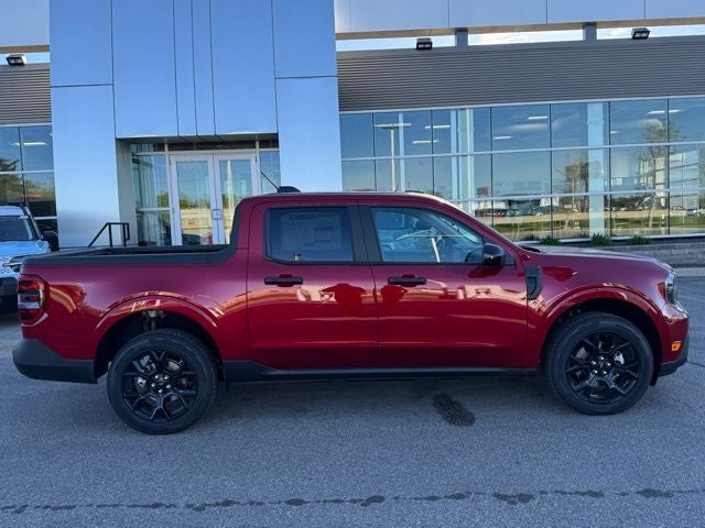 2026 Ford Maverick XLT w/Heated Front Seats + Black App Pkg