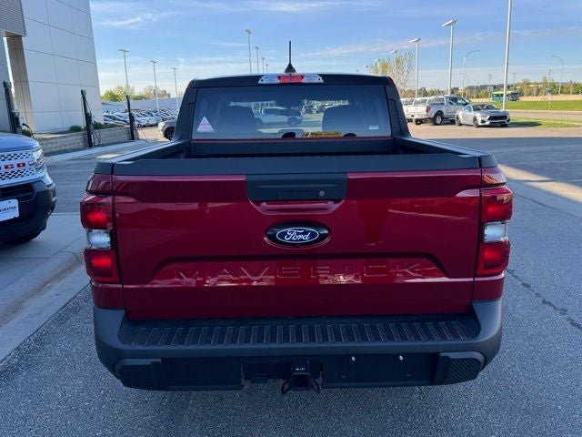 2026 Ford Maverick XLT w/Heated Front Seats + Black App Pkg