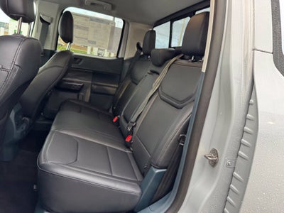 2026 Ford Maverick Lariat w/ 4k Tow and Black Appearance