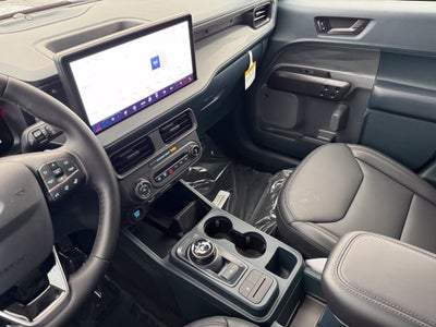 2026 Ford Maverick Lariat w/ 4k Tow and Black Appearance