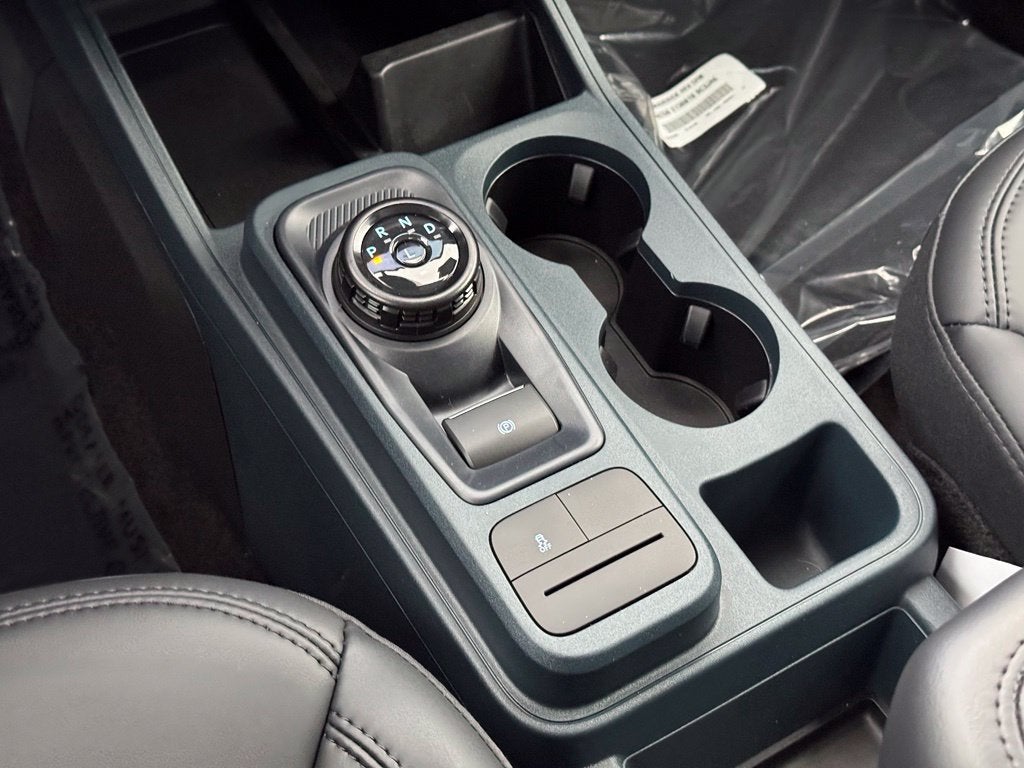 2026 Ford Maverick Lariat w/ 4k Tow and Black Appearance