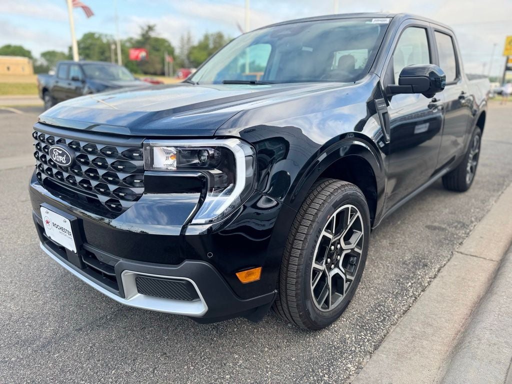 2026 Ford Maverick Lariat w/4k Tow + Power Moonroof