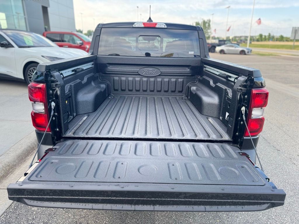 2026 Ford Maverick Lariat w/4k Tow + Power Moonroof