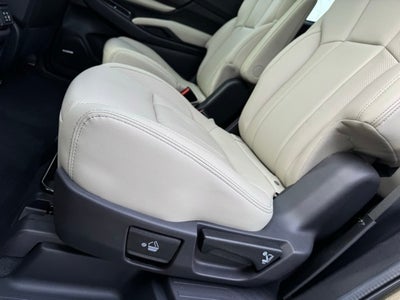 2024 Subaru Ascent Limited w/ Panoramic Moonroof + Surround View Monitor