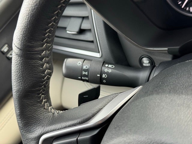 2024 Subaru Ascent Limited w/ Panoramic Moonroof + Surround View Monitor