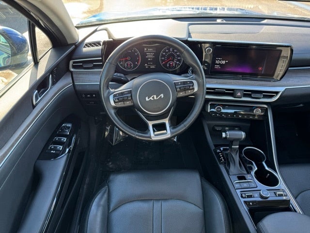 2024 Kia K5 EX w/ Panoramic Sunroof + Heated Steering Wheel