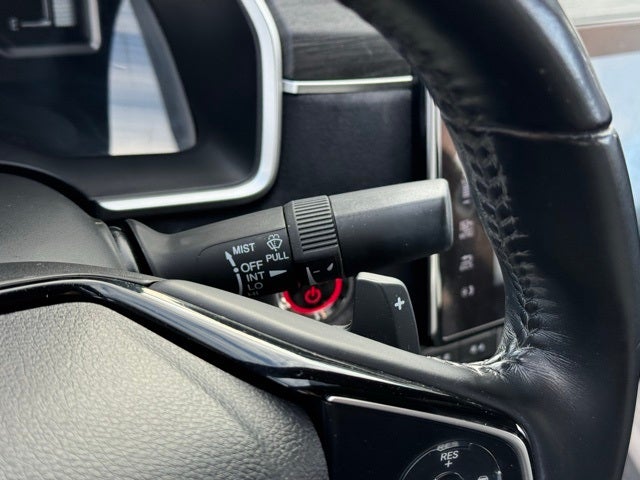 2018 Honda Clarity Plug-In Hybrid Touring w/ Navigation + Adaptive Cruise