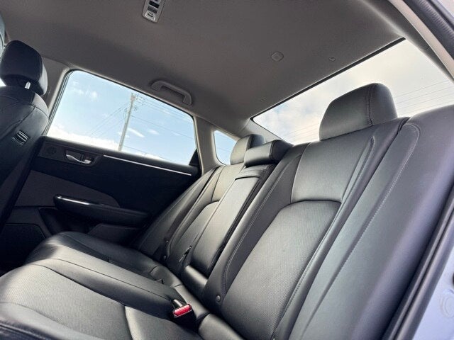 2018 Honda Clarity Plug-In Hybrid Touring w/ Navigation + Adaptive Cruise