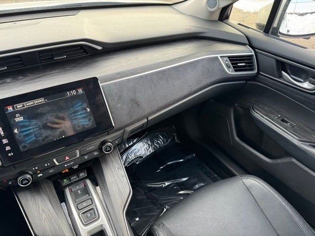 2018 Honda Clarity Plug-In Hybrid Touring w/ Navigation + Adaptive Cruise