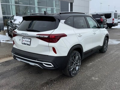 2023 Kia Seltos S Special w/ Intelligent Access + Remote Start