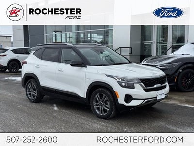 2023 Kia Seltos S Special w/ Intelligent Access + Remote Start