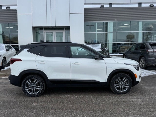 2023 Kia Seltos S Special w/ Intelligent Access + Remote Start