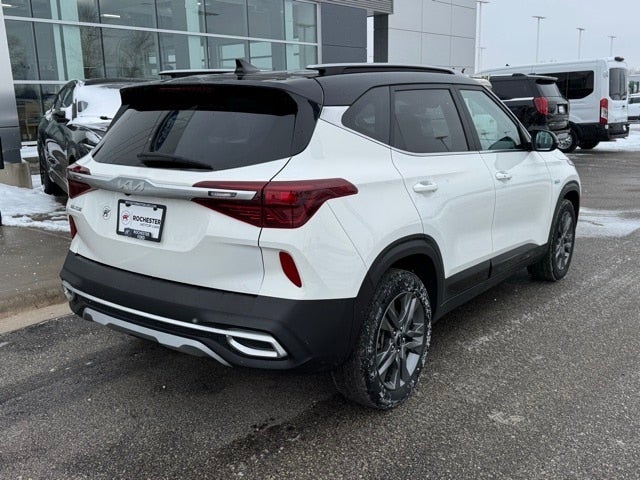 2023 Kia Seltos S Special w/ Intelligent Access + Remote Start