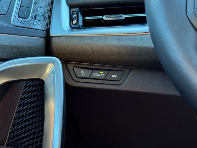 2025 BMW X1 xDrive28i w/ Panoramic Moonroof