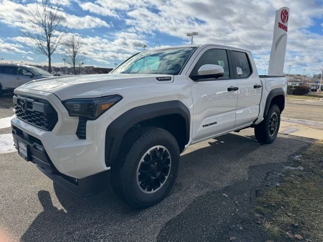 2026 Toyota Tacoma Hybrid TRD Off Road