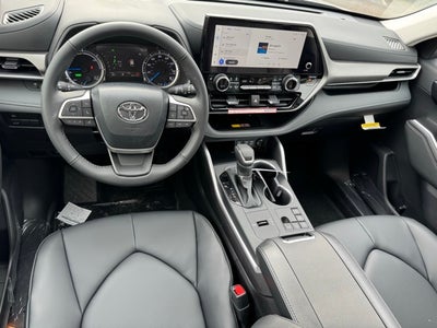 2026 Toyota Highlander Hybrid XLE