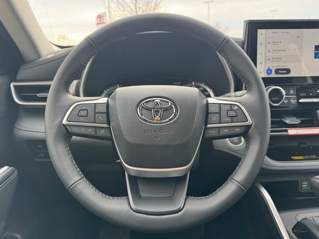 2026 Toyota Highlander Hybrid XLE