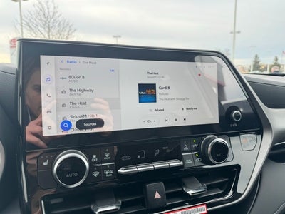 2026 Toyota Highlander Hybrid XLE