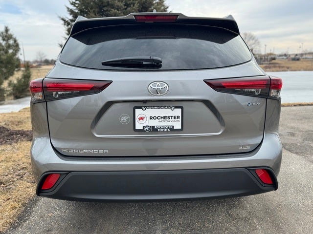 2026 Toyota Highlander Hybrid XLE