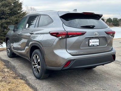 2026 Toyota Highlander Hybrid XLE