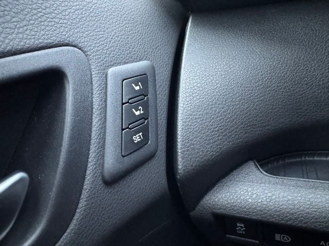 2025 Toyota SIENNA LTD AWD Limited 7 Passenger