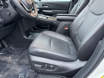 2025 Toyota SIENNA LTD AWD Limited 7 Passenger