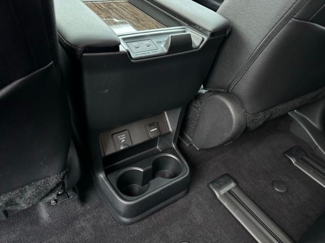 2025 Toyota SIENNA LTD AWD Limited 7 Passenger
