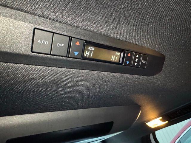 2025 Toyota SIENNA LTD AWD Limited 7 Passenger