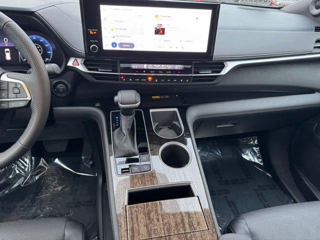 2025 Toyota SIENNA LTD AWD Limited 7 Passenger