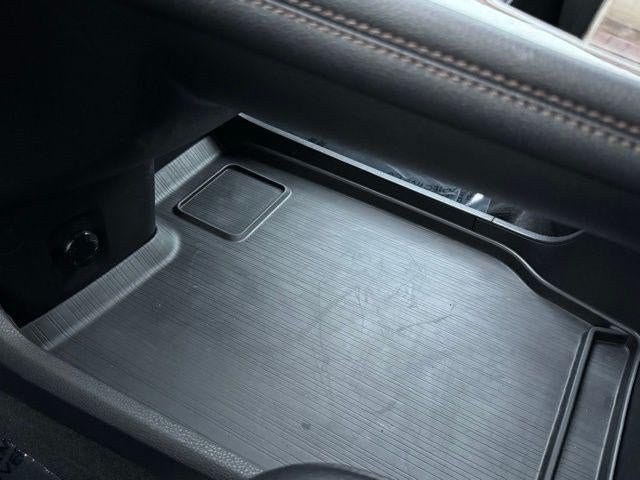 2025 Toyota SIENNA LTD AWD Limited 7 Passenger