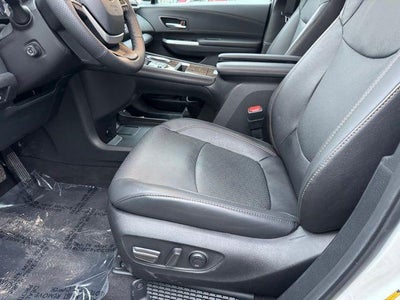 2025 Toyota SIENNA LTD AWD Limited 7 Passenger