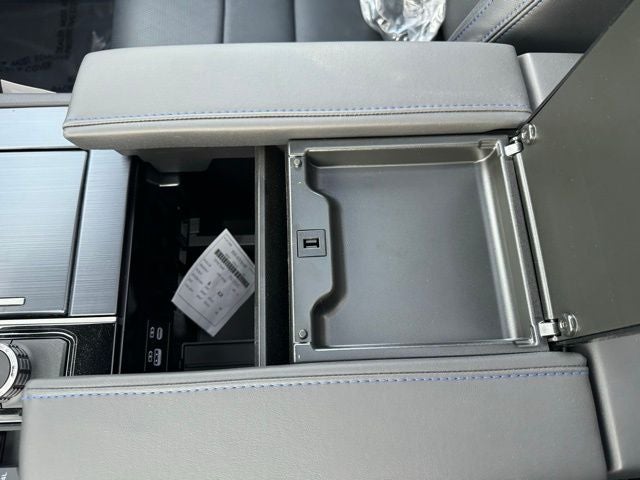 2026 Toyota Tundra Hybrid Platinum