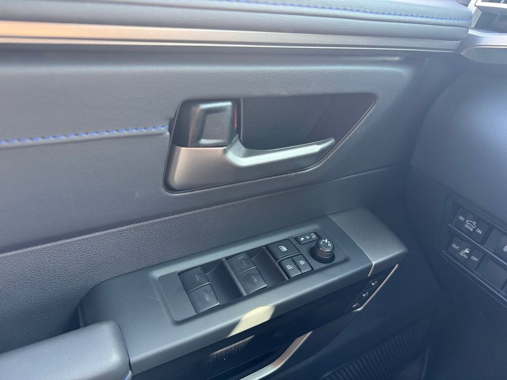 2026 Toyota Tundra i-FORCE MAX Platinum i-FORCE MAX
