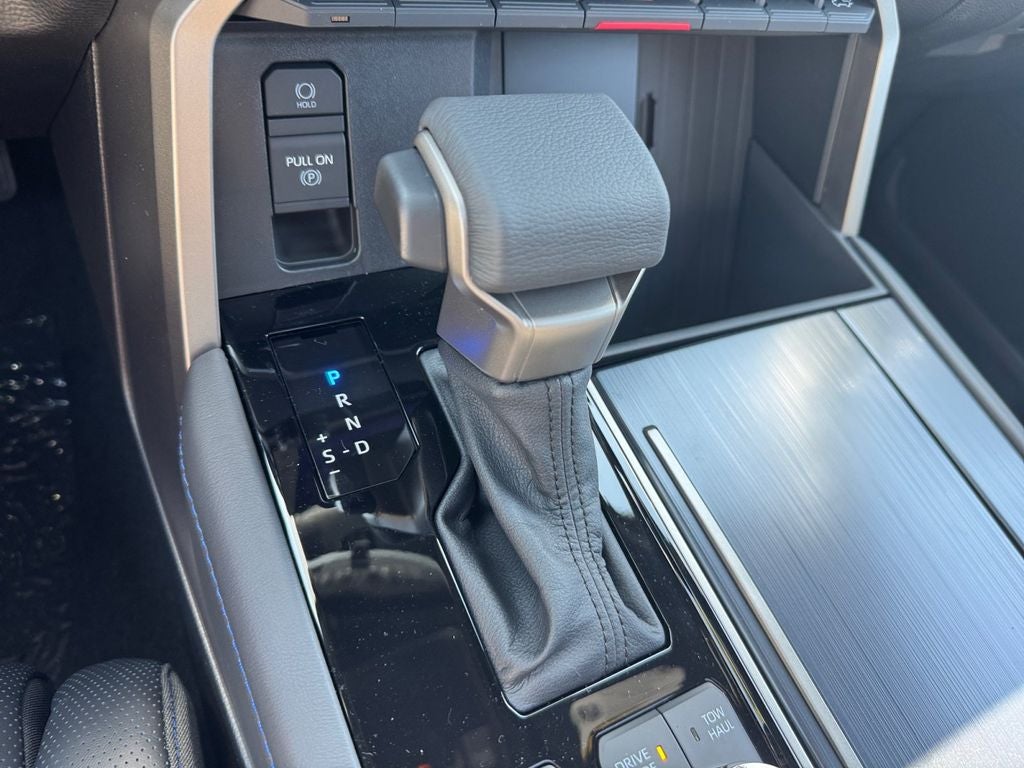 2026 Toyota Tundra i-FORCE MAX Platinum i-FORCE MAX