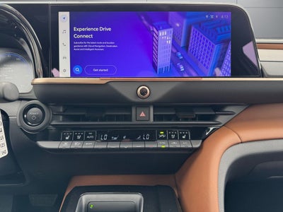 2026 Toyota Toyota Crown Signia Limited