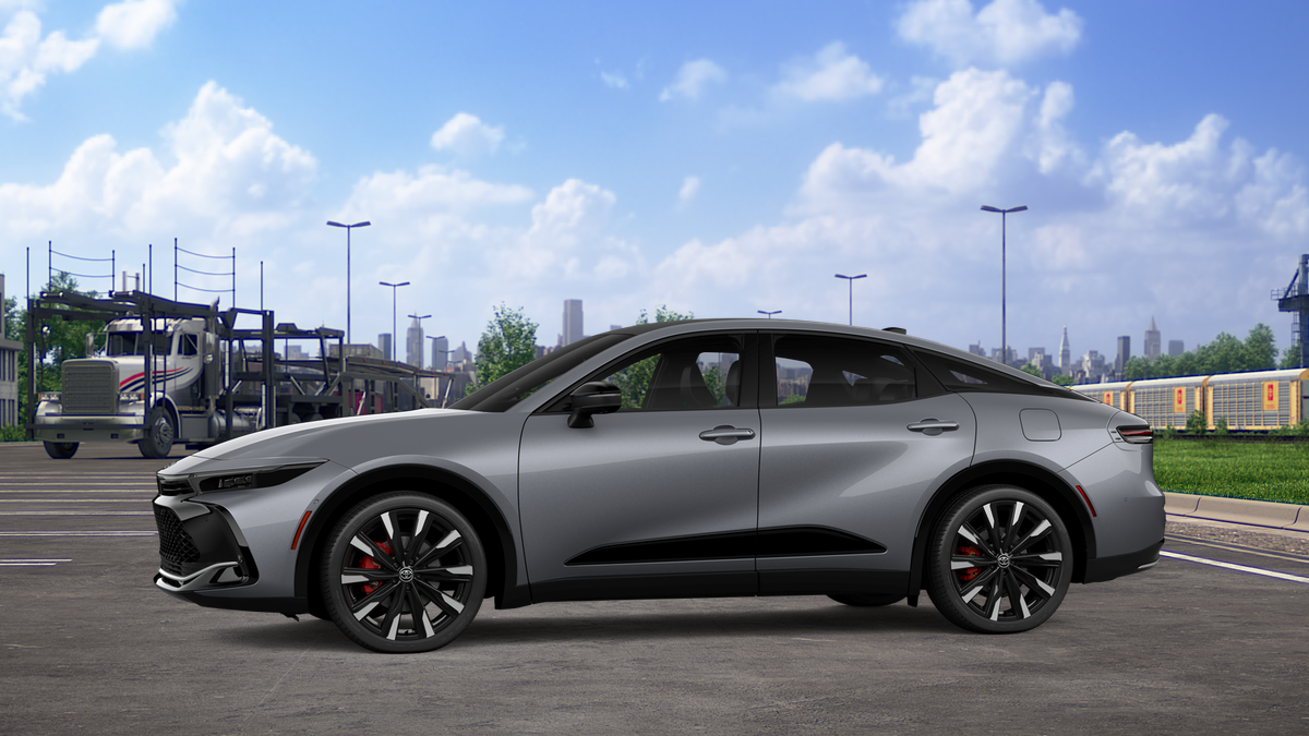 2027 Toyota Toyota Crown Platinum