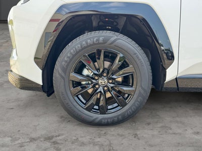 2026 Toyota RAV4 SE