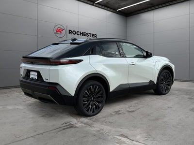 2026 Toyota C-HR XSE