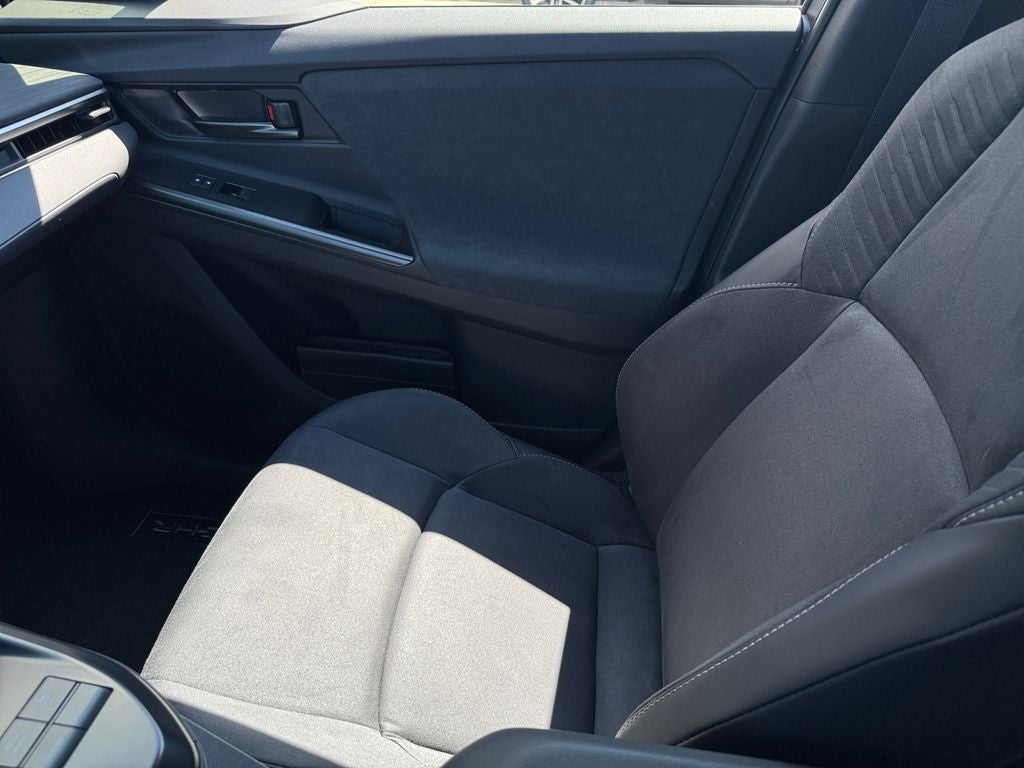 2026 Toyota C-HR XSE