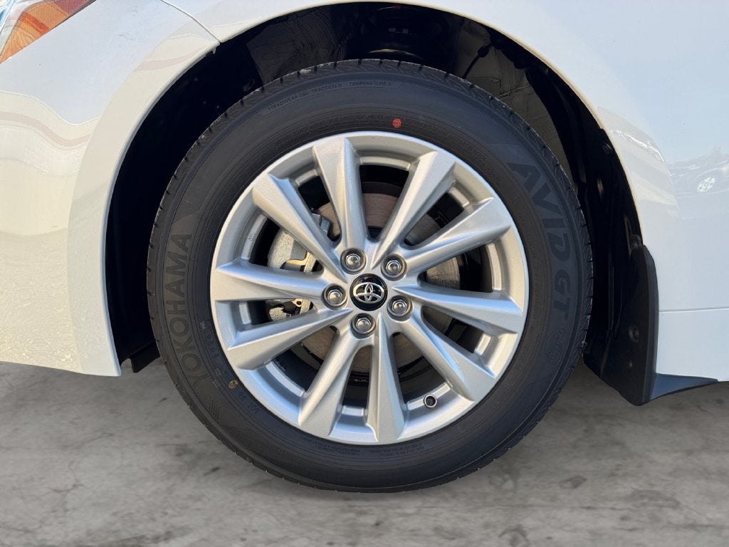 2027 Toyota Corolla SE